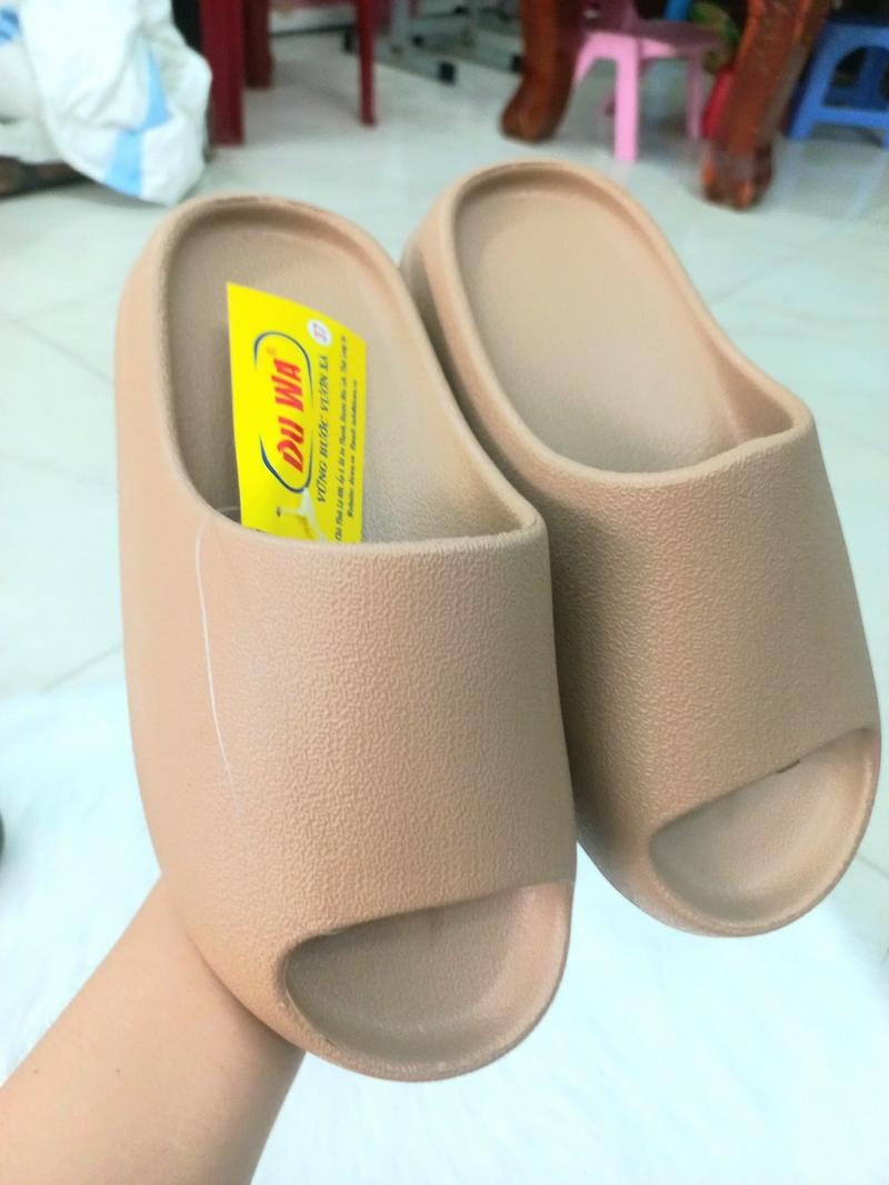 Product Introduction of Dép bánh mỳ nam nữ 3 màu êm chân dễ thương 5