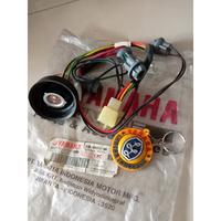 Gambar SOKET FITTING LAMPU DEPAN XEON RC ORIGINAL YGP 1LB-H4312-00 dari Yamaha Lancar Langgeng Kab. Banjarnegara 1 Tokopedia
