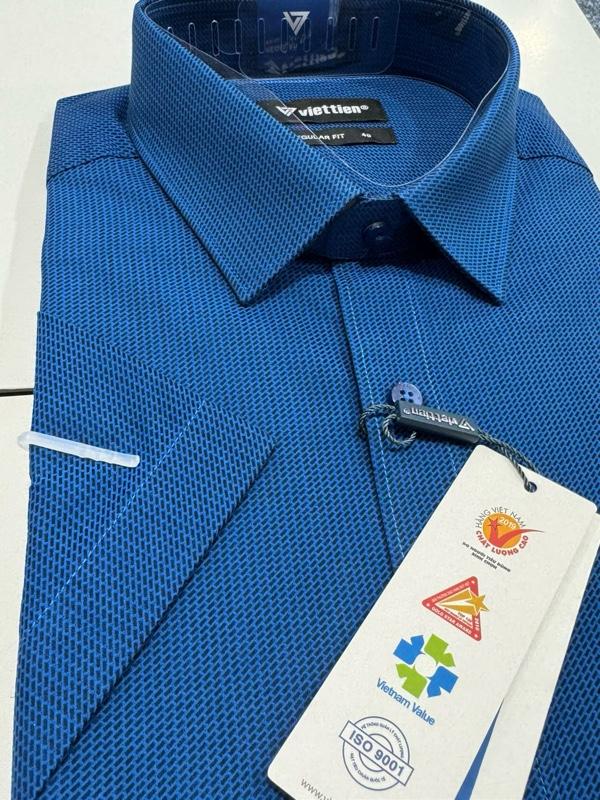 Product Introduction of Áo sơ mi công sở nam ngắn tay màu xanh cao cấp Việt Tiến - 2171- fom regular fit  vạt ngang, vải cotton và polyester, thoáng mát - Menswear 11