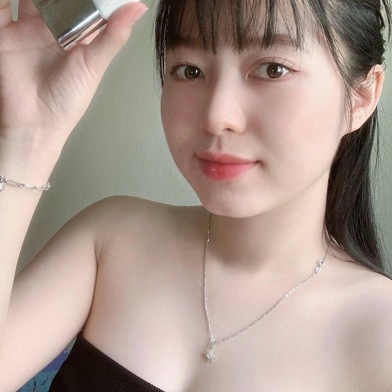 Kem Chống Nắng B3+ MNC SPF 50+ Dưỡng Body Nữ 8