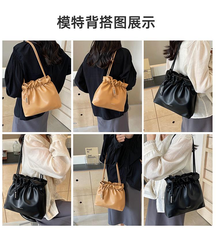 Product Introduction of Túi Nữ, Thiết Kế Đặc Biệt, Phong Cách Pháp, Hiện Đại Và Dễ Phối Đồ Túi Đeo Vai Xếp Ly, Thích Hợp Cho Du Lịch, Thời Trang, Hàng Mới Về Bag Tote 8