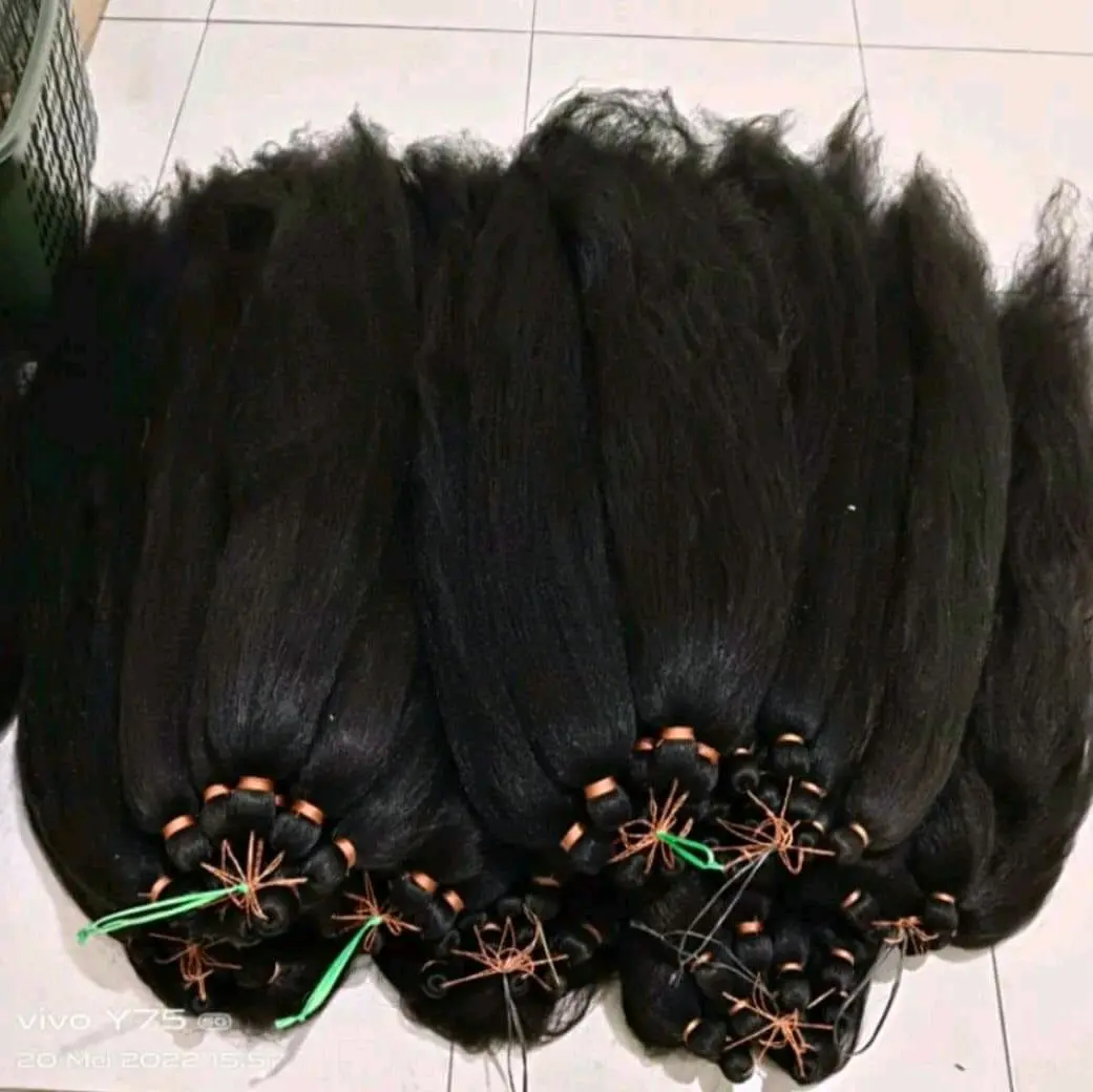 rambut cemara perbiji warna hitam dan putih tulang