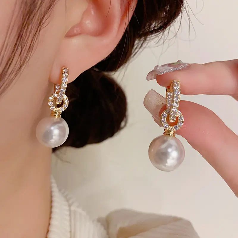 Kẹp Tai Ngọc Trai Zircon, Thời Trang Đơn Giản Và Dễ Phối Đồ Hàn Quốc, Dát Zircon, Cao Cấp Và Giá Cả Phải Chăng, Hoa Tai Phong Cách Frosty Sang Trọng, Nhẫn Hai Tai