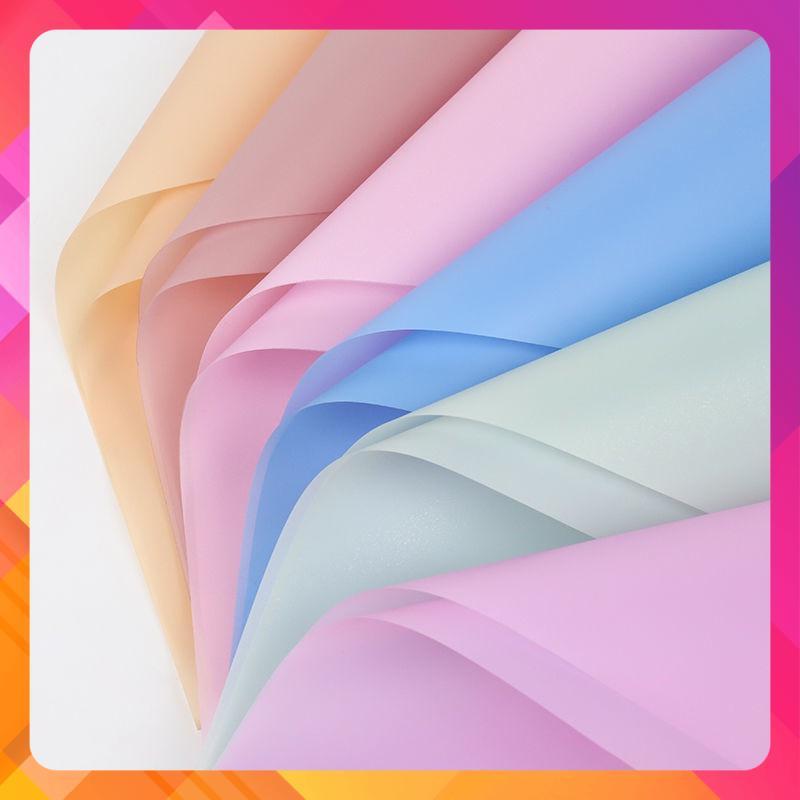 (GÓI ỐNG TUBE) Giấy gói hoa bóng mờ 2 mặt 1 màu chống ướt, chống nhăn xᶖnh xắn bọc vở bao vở hello kitty quà