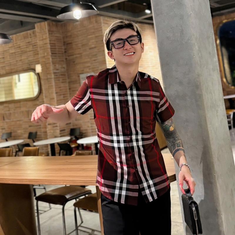 Áo sơ mi nam tay ngắn ,chất liệu cotton ,vải dệt kim cao cấp Menswear Có Cổ 3