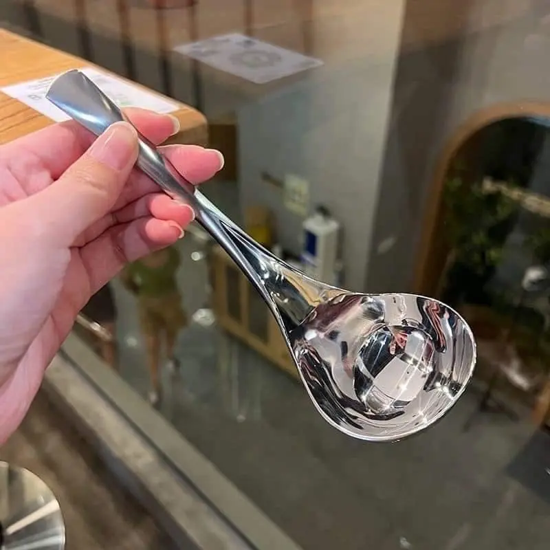 Muôi canh cao cấp inox dày dặn sáng bóng  RK325 4