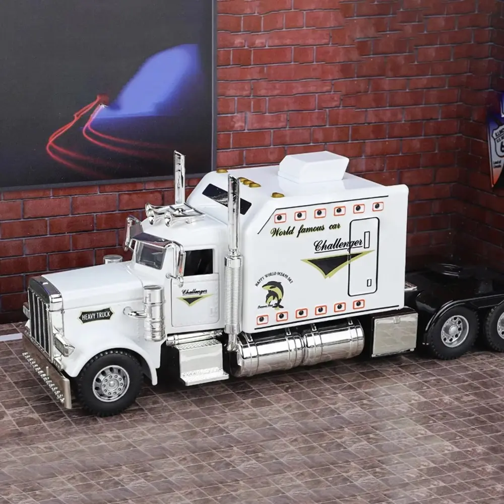 New 1:24 American Truck Model Simulation Vehicles Gifts Container Truck Sound and Light Alloy Heavy Truck Model Decoration