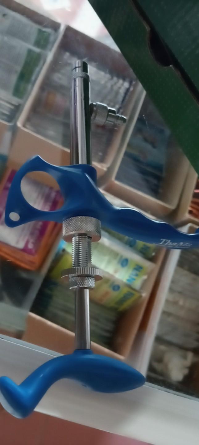 Product Introduction of Dụng cụ Xilanh thama 2ml tiêm tự động gia cầm nhanh, dụng cụ giúp người chăn nuôi nhàn hơn, hỗ trợ chăn nuôi hiệu quả 1