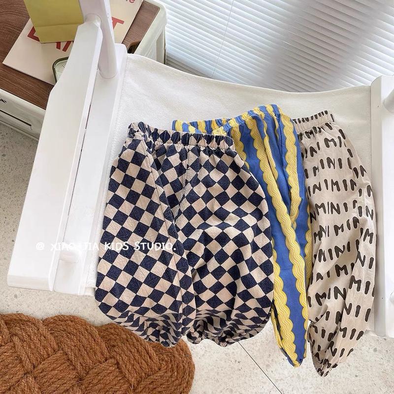 Product Introduction of Boys' Holiday Sun-Proof Pants Children's Vintage Floral Summer Versatile Mosquito-Proof Pants Summer Printed Mid-High Waist Beach Pants Transparent 6