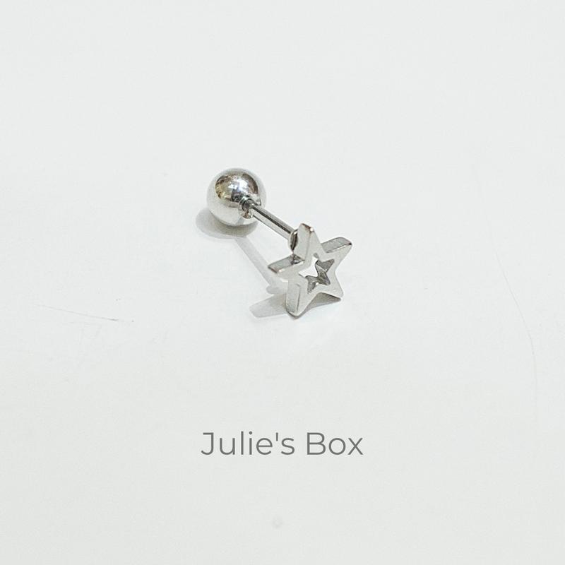 [1 Chiếc] [BẤM] Khuyên tai Unisex Ngôi Sao Rỗng Nhỏ Màu Bạc Không Gỉ Sét Không Ngứa Không Đen Julies Box 66 5