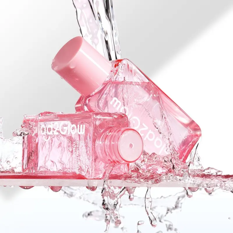 【NEW LAUNCH】GLAD2GLOW POMEGRANATE NIACINAMIDE BRIGHTENING TONER Whitening Mencerahkan dan meratakan warna kulit Menenangkan kulit kemerahan, mengunci kelembapan 3