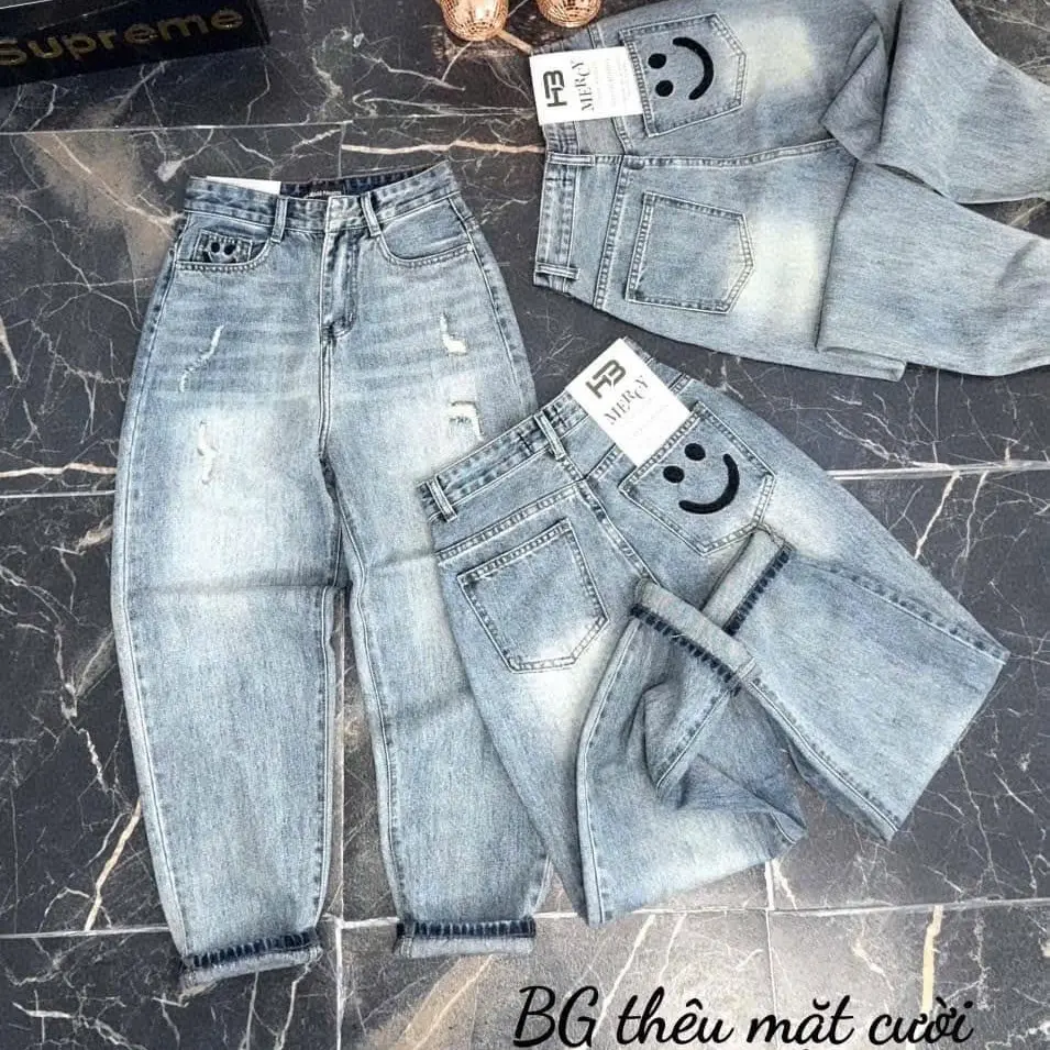 Quần Jean baggy thêu mặt cười  susu store Jean