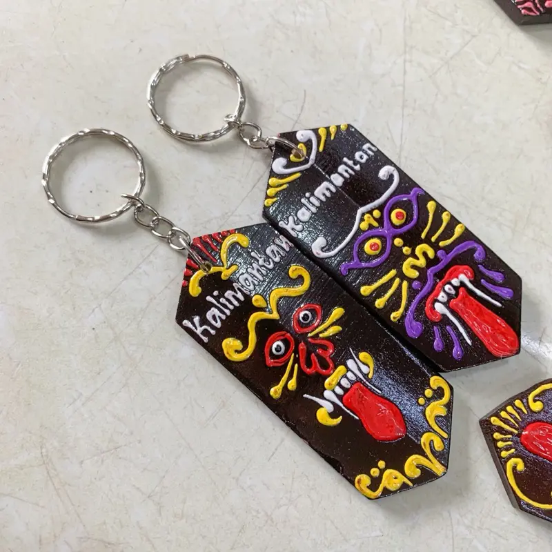 Gantungan Kunci Tameng Dayak lukis Hitam | keychain 3