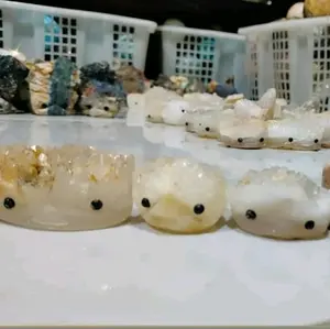 hedgie crystal white amethys