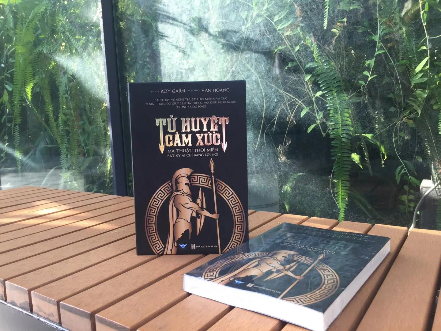 Sách - Tử Huyệt Cảm Xúc - Tặng kèm sổ tay, Bookmark - Minh Quang Books