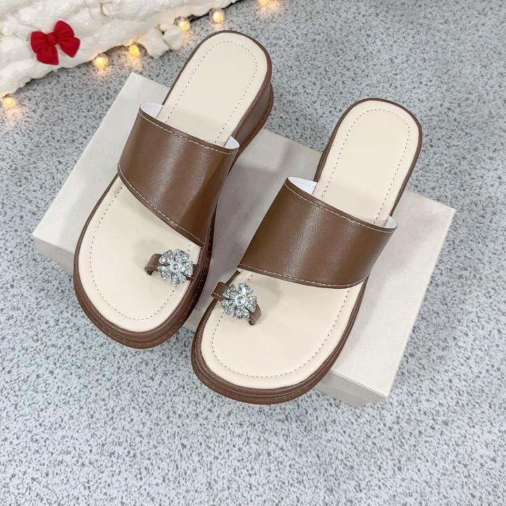  dép xỏ ngón bánh mì đính đá phong cách hàn quốc nữ  T36 