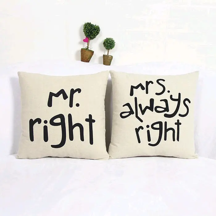 bantal lucu mr mrs