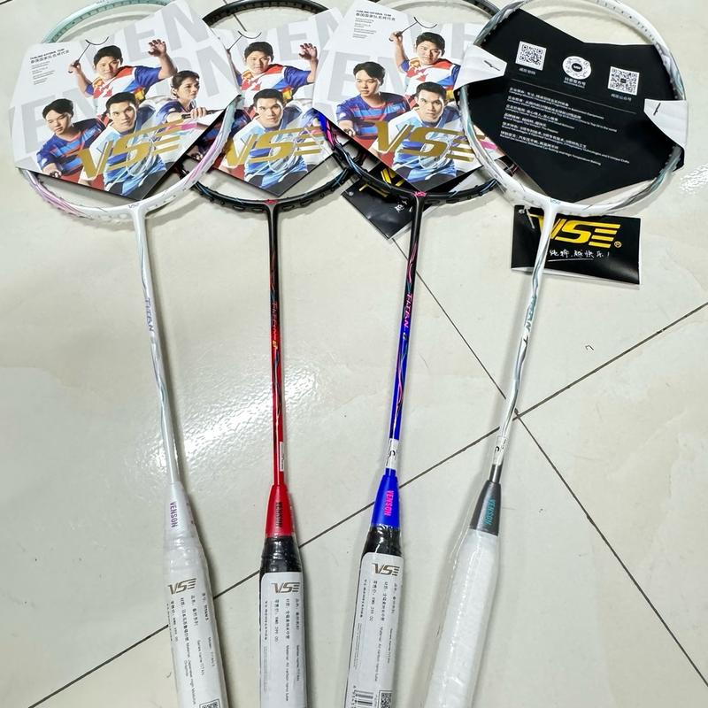 ￼[HÀNG CHÍNH HÃNG] Vợt Cầu Lông VS Titan 5 ,7,8 ,9 Khung Cacbon Căng Max 16kg Tặng Bao Đựng Vợt + Quấn Cán