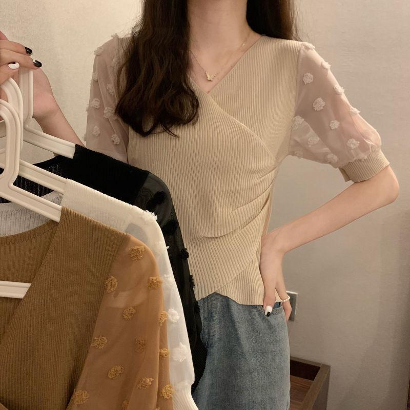 Product Introduction of Áo Thun Thiết Kế Voan Dáng Ôm, Knatwear, Cổ Chữ V, Ngắn, Dành Cho Nữ, Màu Đỏ Ngủ, Quần Áo Nữ 1