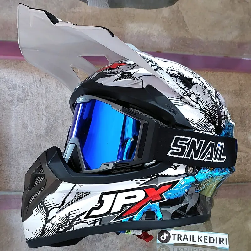 Jpx Cross X14 Fox 1 Helm Trail Google 1