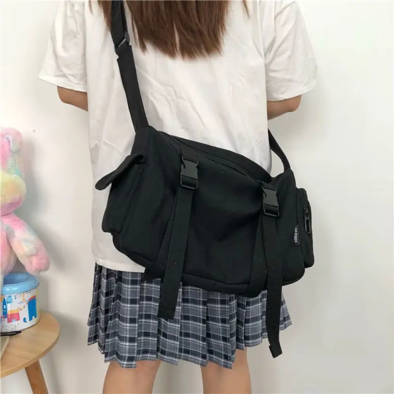 Túi Đeo Chéo, Chất Liệu Nylon, Màu Đen, Hàng Mới Về, Hình Vuông, Phong Cách Cổ Điển Có Khóa Kéo, Có Túi, Unisex, Thích Hợp Sử Dụng Hàng Ngày 4