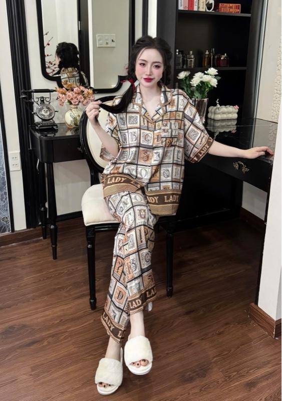 Product Introduction of Đồ Bộ Nữ Pijama Cánh Dơi Lady _ Size 45_68kg. Chất Vải Lụa Latin Mềm Mát . Quần Dài 95cm Có Túi 15