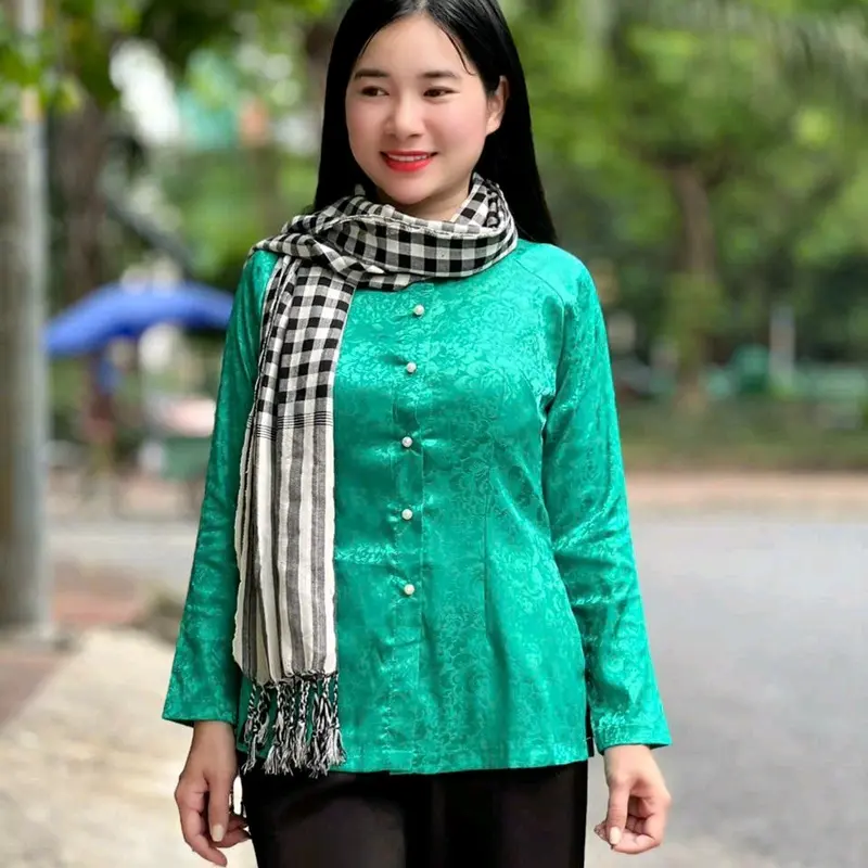 Áo Bà Ba Nữ Mặc Tết, Áo Bà Ba Gấm Chất liệu Gấm Mềm Mại Phom Dáng Đẹp Trẻ Trung Năng Động 1