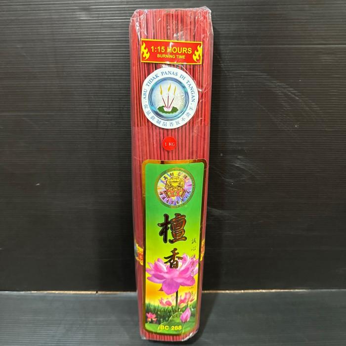 Gambar Dupa Hio Harum Wangi Sandalwood Incense Sticks Aromaterapi Merah Halus 1 Kg 39 Cm Abu Dingin dari Tiga Raja Buddhist Shop Kota Administrasi Jakarta Barat Tokopedia