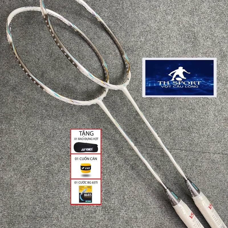 Vợt Cầu Lông VS titan7 chính hãng căng max 15,8kg ( tặng 01 cước căng sẵn -01 bao đựng vợt -01 quấn cán) chất liệu carbon