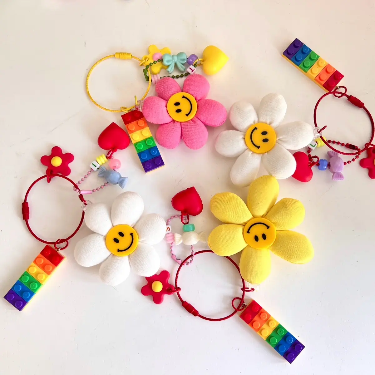 พวงกุญแจดอกไม้ Handmade เลโก้ ห่วงกลมใหญ่ Popmart