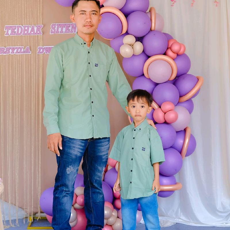 kemeja polos panjang pria V-Neck Katun Polos Hitam Putih Baju Kerah Formal Katun Kancing Simple Kerja Standar 7