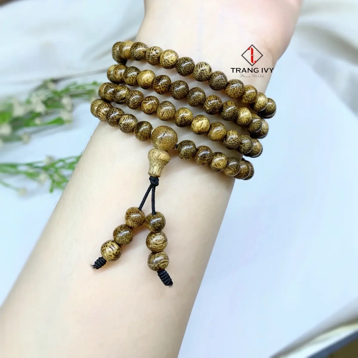 Chuỗi Vòng Trầm Tự Nhiên 6Ly 108 hạt bình an, tài lộc