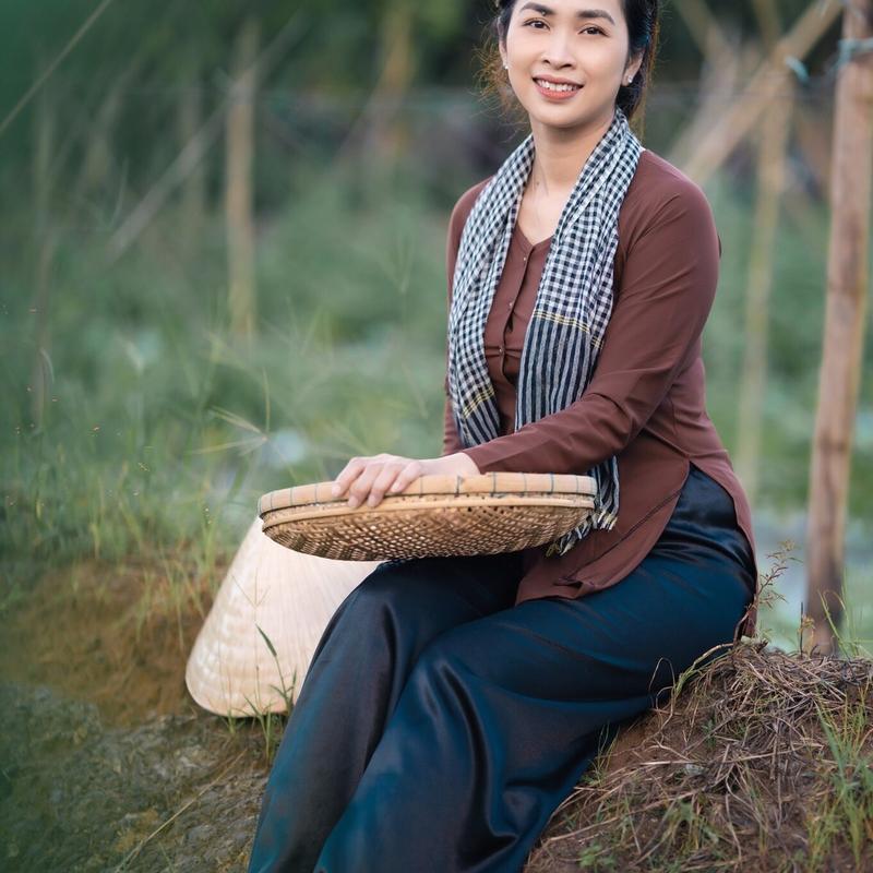 Bộ đồ bà ba mÀu LỤA NÂU  miền Tây giá rẻ 5