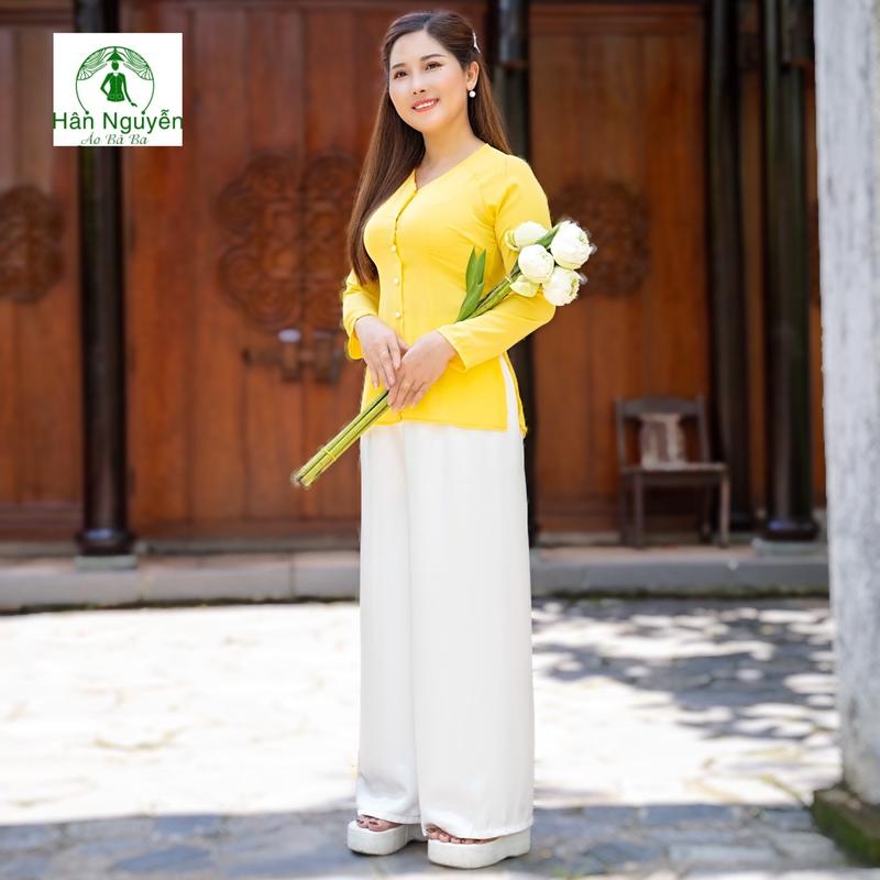 Hân Nguyễn Áo Bà Ba - B.A29 - Bộ Bà Ba Voan Cổ Tim Cài Nút Tay Dài ( Quần Trắng ) Nữ Women Top aoba bahan nguyen