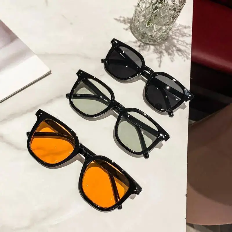 Retro Black Box Sunglasses for Men and Women Unisex Glasses UV400 Protective Sunglasses