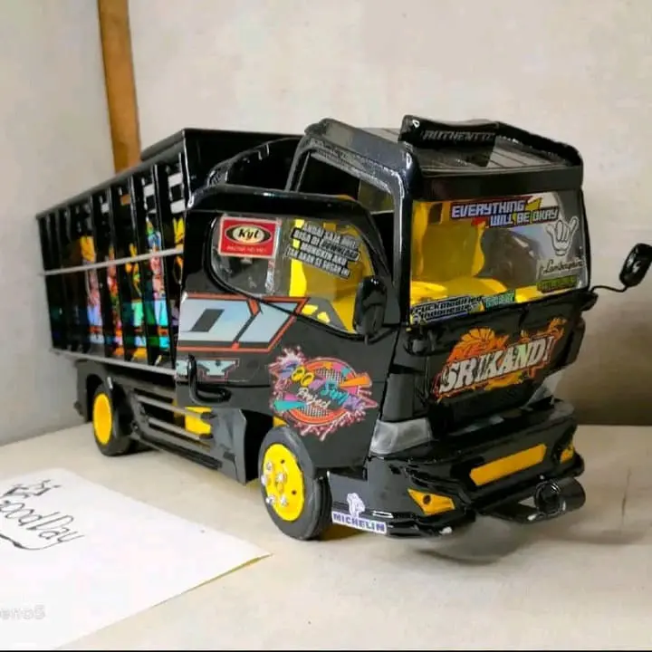 MINIATUR TRUK DUMP JUNGKIT REAL BISA JUNGKIT