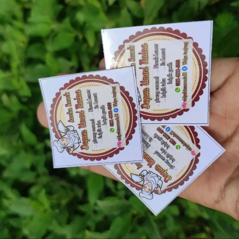 stiker logo makanan bisa req yaa isi 100lembar 0