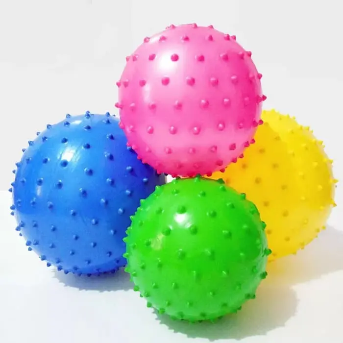 MAINAN ANAK BOLA KARET DURI