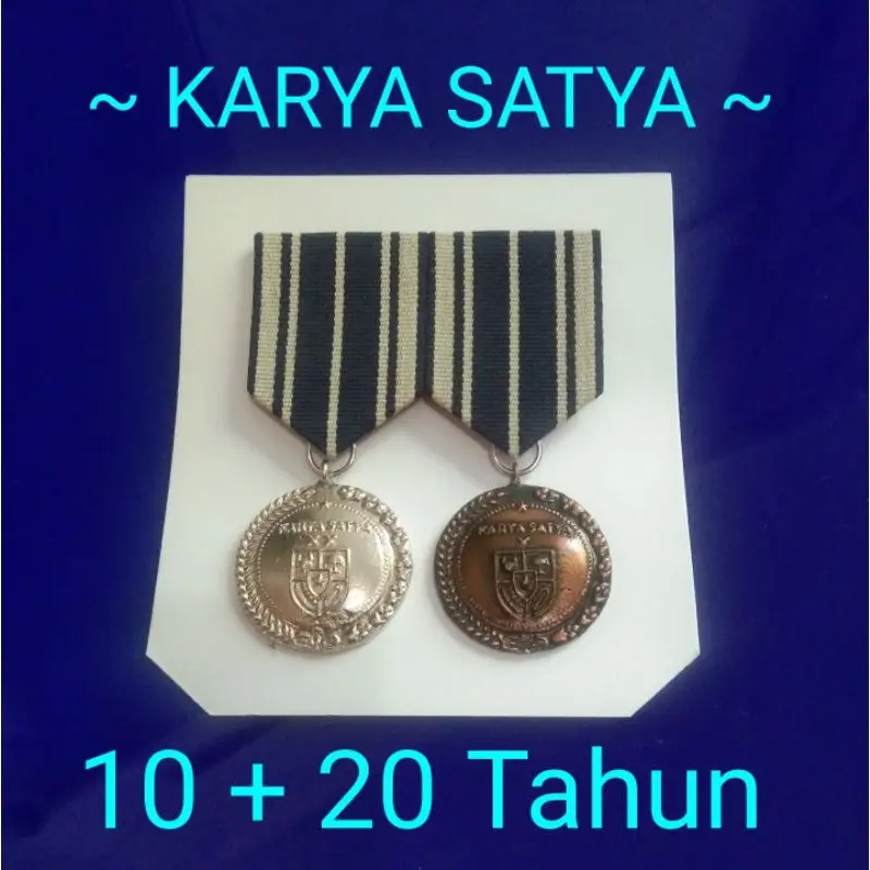 Medali PNS 10 20 30 Tahun - Satya Lencana 3