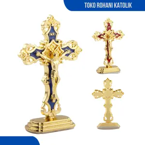 SALIB DUDUK LOGAM UKIR 7,8 CM / SALIB DUDUK KATOLIK / SALIB MEJA KATOLIK / SALIB LOGAM