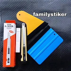 Rakel alat bantu pasang sticker
