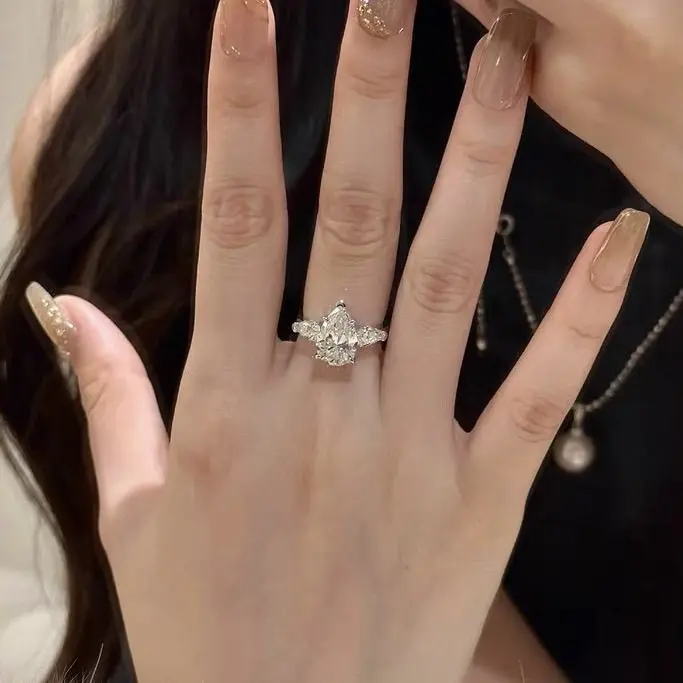 Drop-Shaped Diamond Ring Artificial Diamond Ring Wedding Pear-Shaped Artificial Diamond Female White Gold Color Diamond Ring