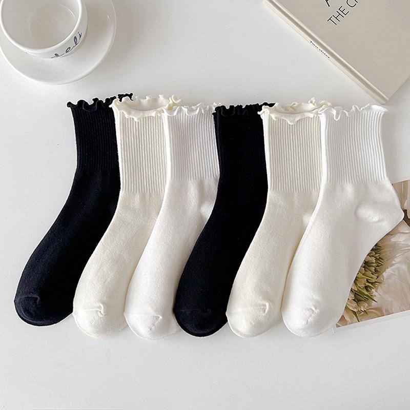 Product Introduction of Vớ Mắt Cá Chân Chất Liệu Bông, Dành Cho Phụ Nữ Và Trẻ Em Gái, Phong Cách Kawaii Dễ Thương Và Hàn Quốc, Thích Hợp Cho Mùa Hè Và Mùa Xuân, Màu Đen Và Trắng, Ống Giữa, Vớ Nhật Bản, Phong Cách INS 23