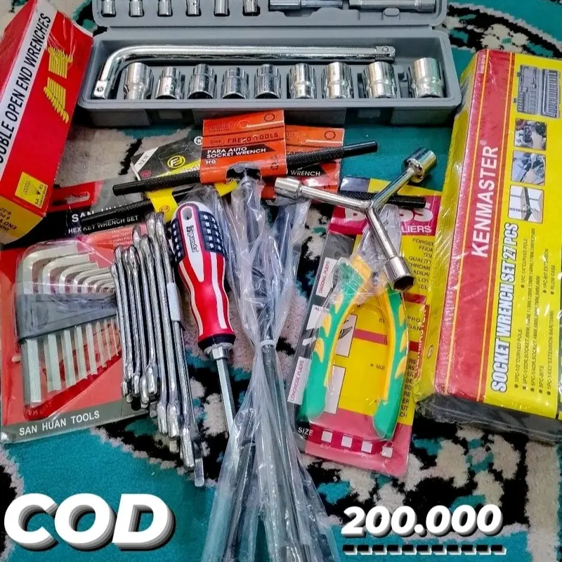 1 set kunci shok full set,1 set kunci pas full set ,1 set kunci L full set 1 set kunci T no 8,10,12,  1item kunci Y no 12,14,17 ,1 item tang combinasi serbaguna,1item obeng Amerika bulak balik 0