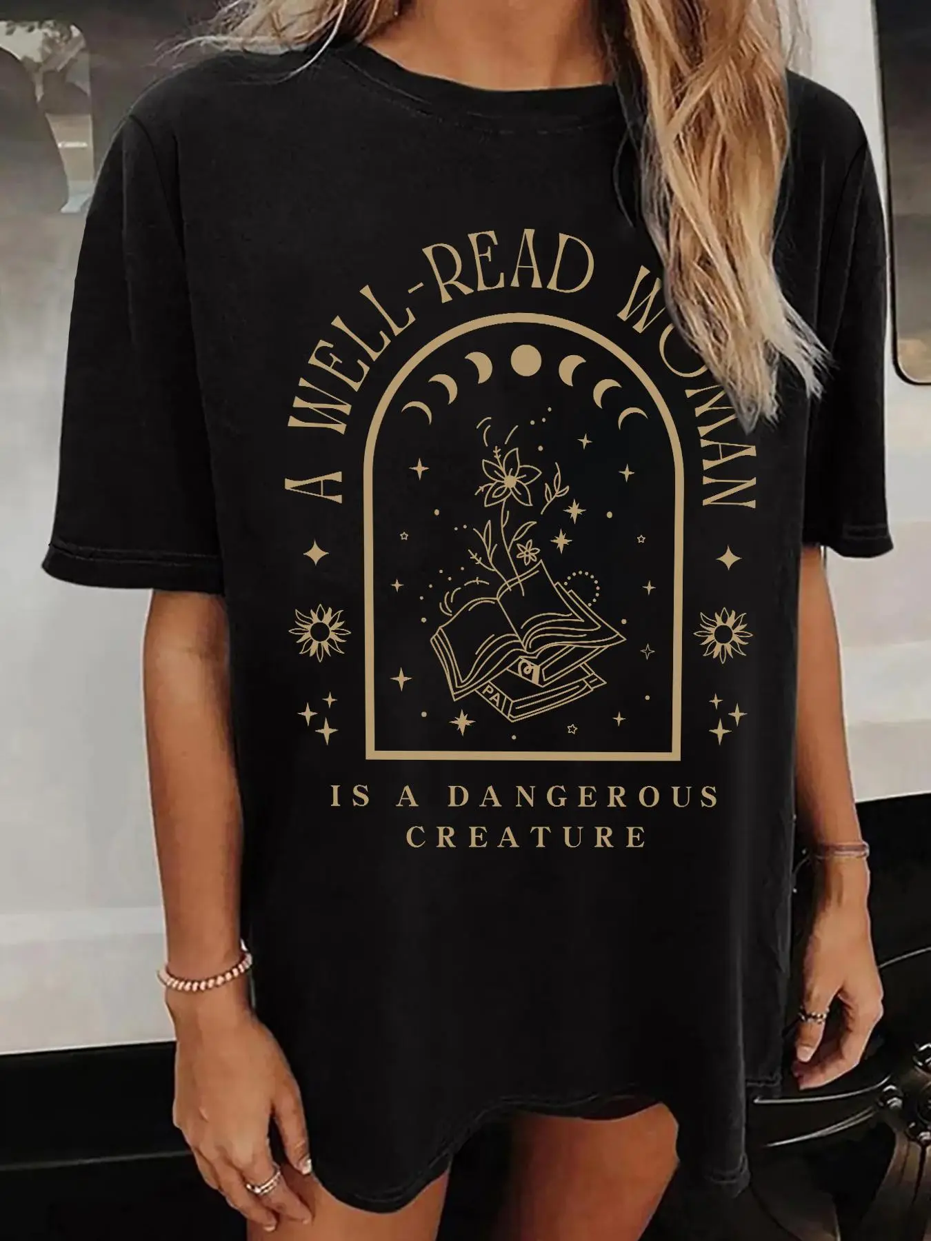 Women's Floral & Book Print Drop Shoulder Tee, Casual Round Neck Short Sleeve T-shirt, Ladies Clothes for Summer, Clothing