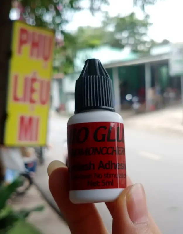 Keo Nối Mi Không Cay_Keo Nio Tự Nối Chai 5ml_ Keo Học Nối_Keo Dành Cho Người Tự Nối Tại Nhà_Keo Dán Mi Không Cay_Keo Dính Mi Khô Chậm mi giả 8