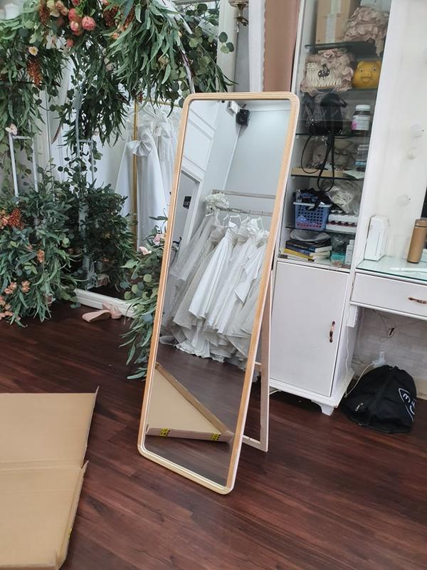 Gương soi toàn thân nịnh dánh bo góc khung gỗ .Đăng Quang kích thước 40 50 60x1m2 . 50x1m5 1m6 .60x1m6 1m7 Decor Decor Phòng