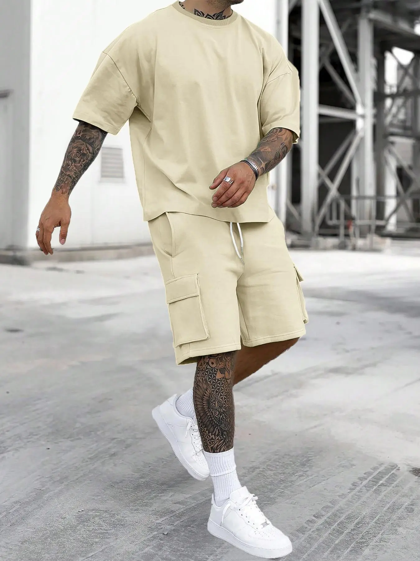 Men's Solid Color Crew Neck Tee & Drawstring Waist Cargo Shorts Two-Piece Set, Regular Fit Casual Comfy Short Sleeve Round Neck T-shirt & Slant Pocket & Flap Pocket Design Shorts, Men's Summer Clothes for Daily Wear, Clothing