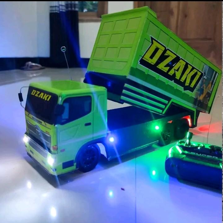Miniatur Dump Truk Hino 500 RC dengan Pengendali Jarak Jauh dan Lampu Remote Toy Control mainan dump truk hino 5000 Hadiah dump truck hino rc 2