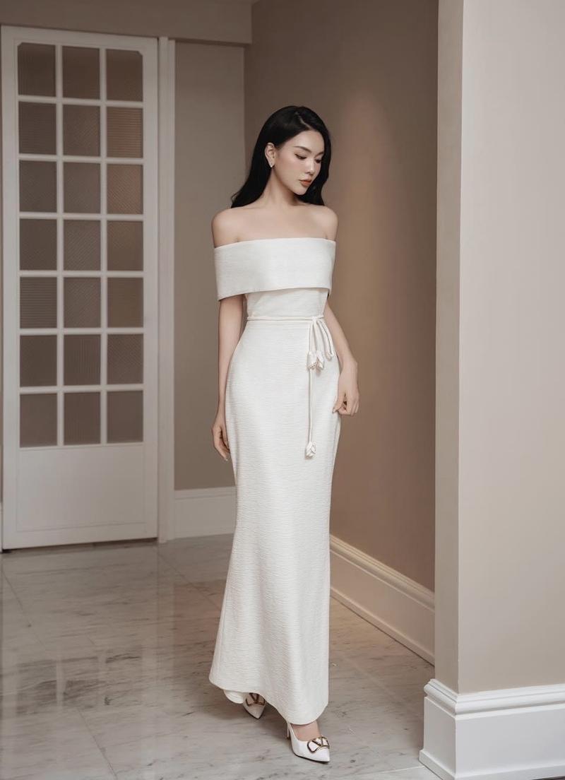Product Introduction of ￼Đầm trễ vai dáng dài “ Shirina “ chất liệu xốp nhăn cao cấp sang chảnh by EM DESIGN 13